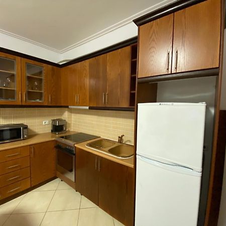 Olive Tree Apartment ซารานเดอ ภายนอก รูปภาพ