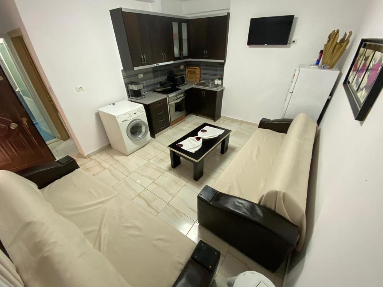 Olive Tree Apartment ซารานเดอ ภายนอก รูปภาพ